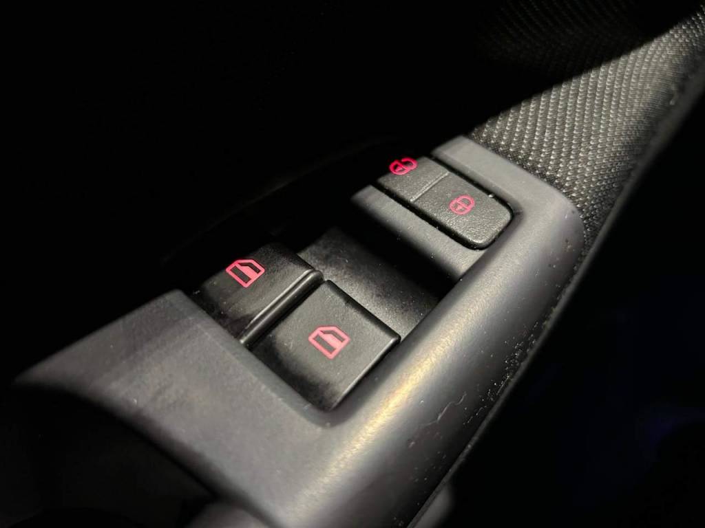 Volkswagen Gol 1.0 flex 12v 5p    2021