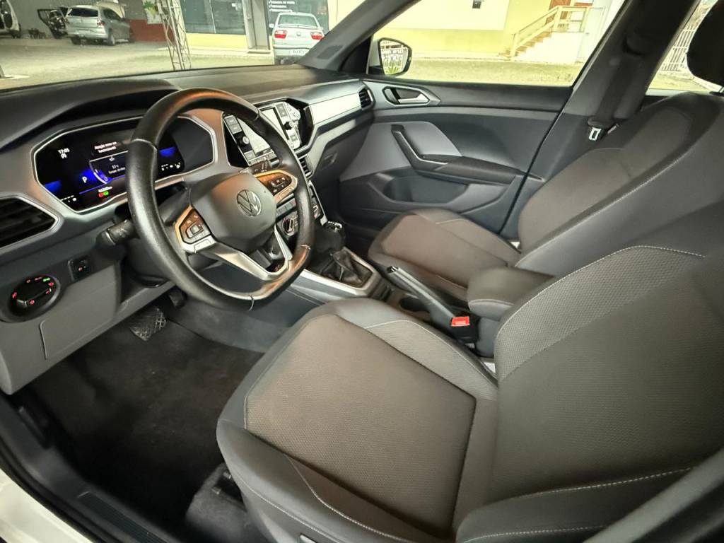 Volkswagen T-Cross 1.0 200 tsi flex aut.    2024