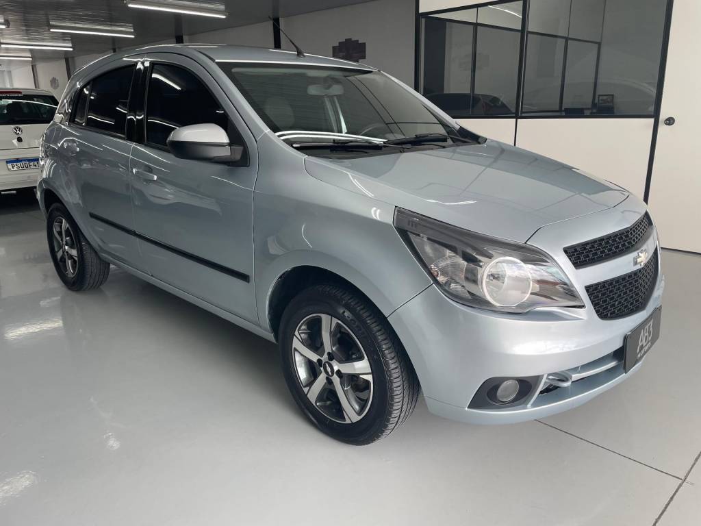 Chevrolet Agile Lt 1.4 mpfi 8v flexpower 5p    2012