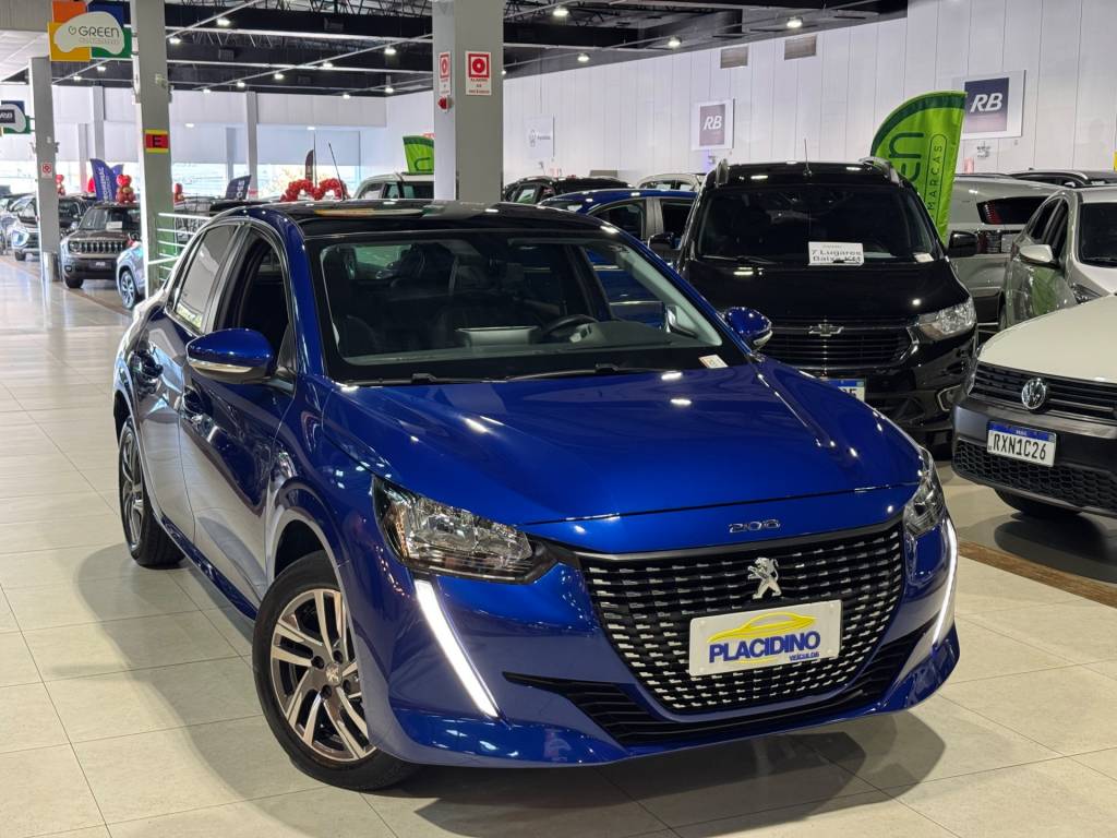 Peugeot 208     2021