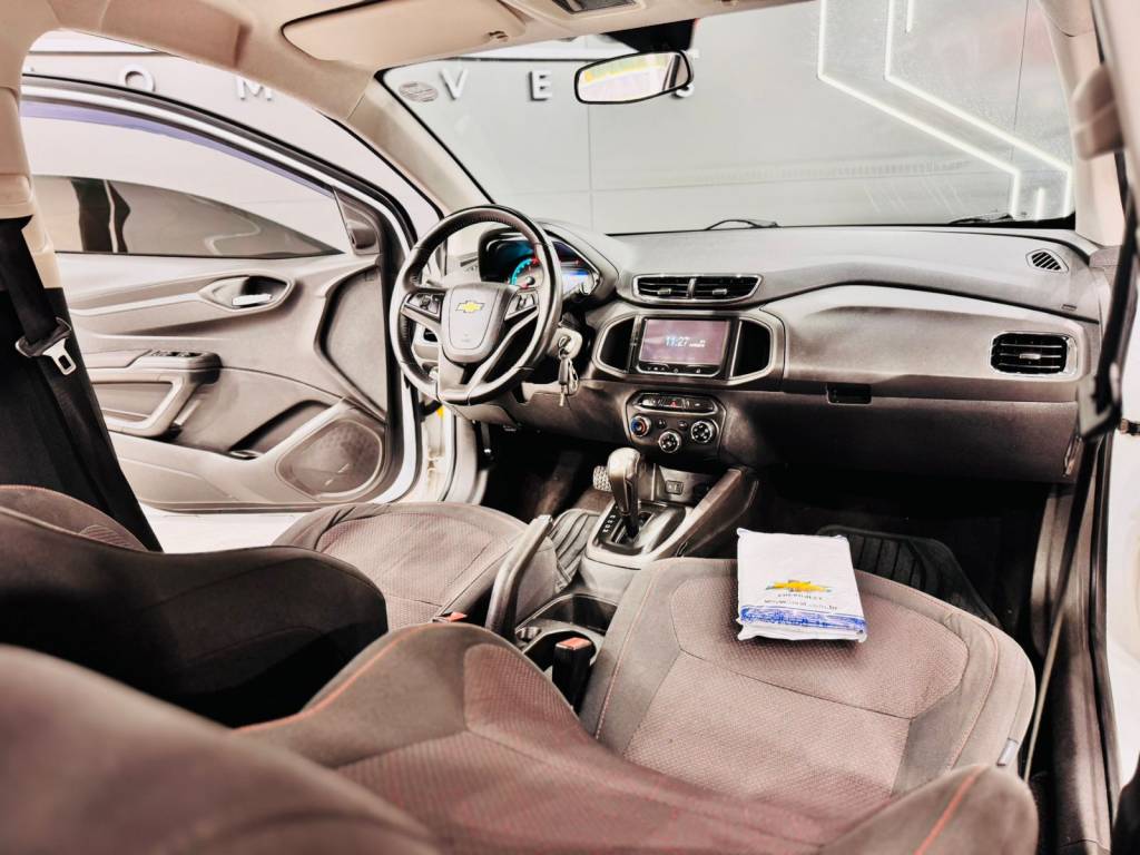 Chevrolet Onix 1.4 8v flexpower 5p aut.    2015