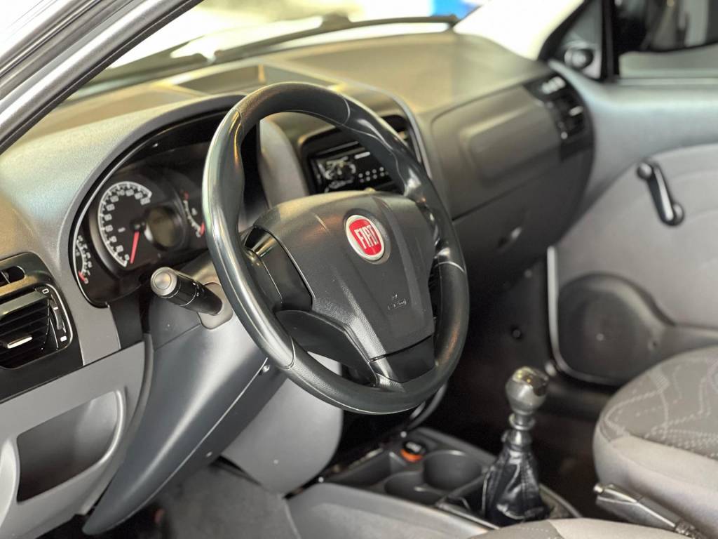 Fiat Strada Working 1.4    2014