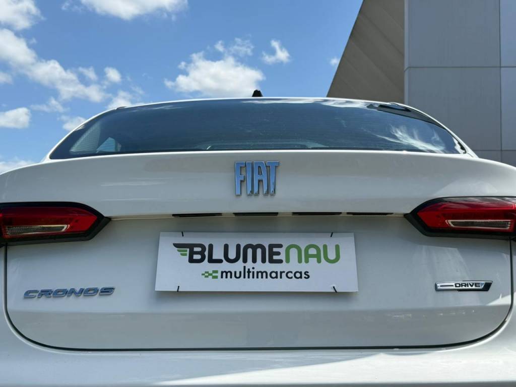 Fiat Cronos /  drive 1.3    2024
