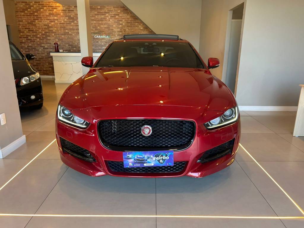 Jaguar XE 2.0 jaguar 2017 16v    2017