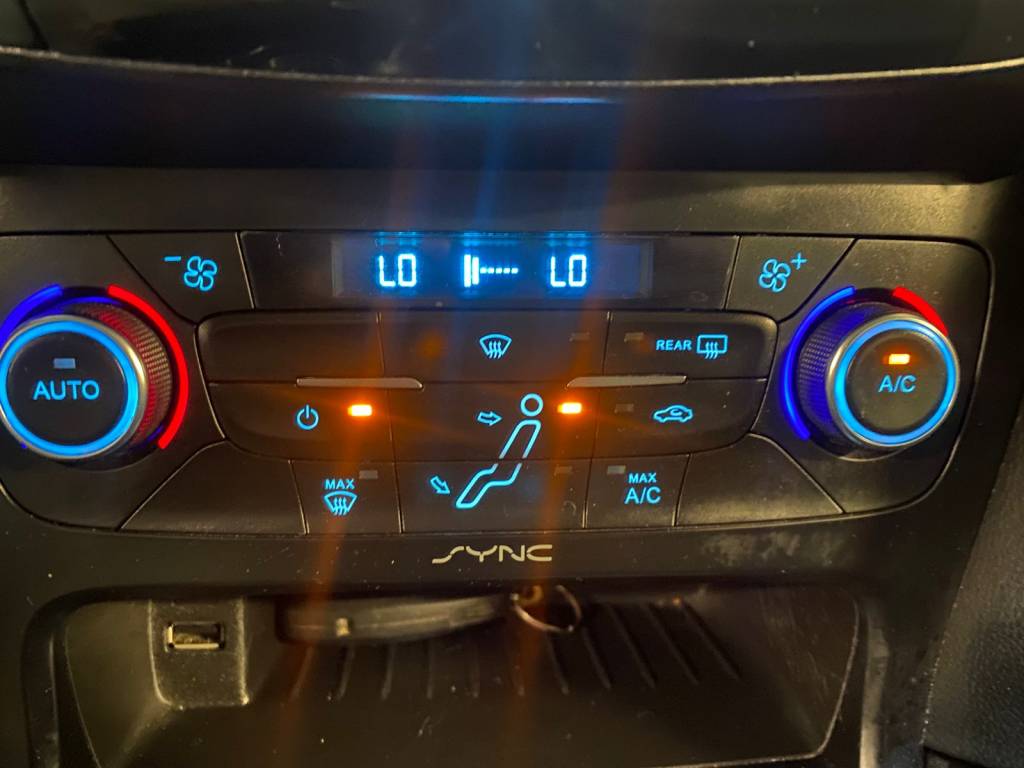 Ford Focus 2.0 titatita plus flex aut. 12v    2016