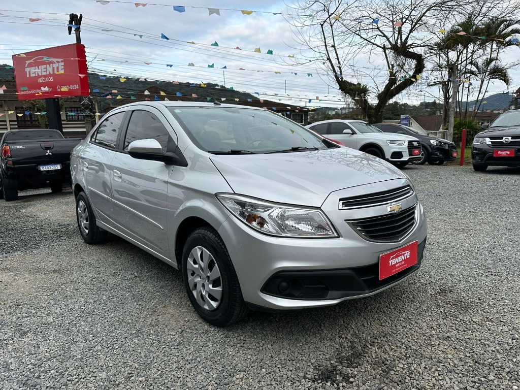 Chevrolet Prisma LT 1.0 completo    2014