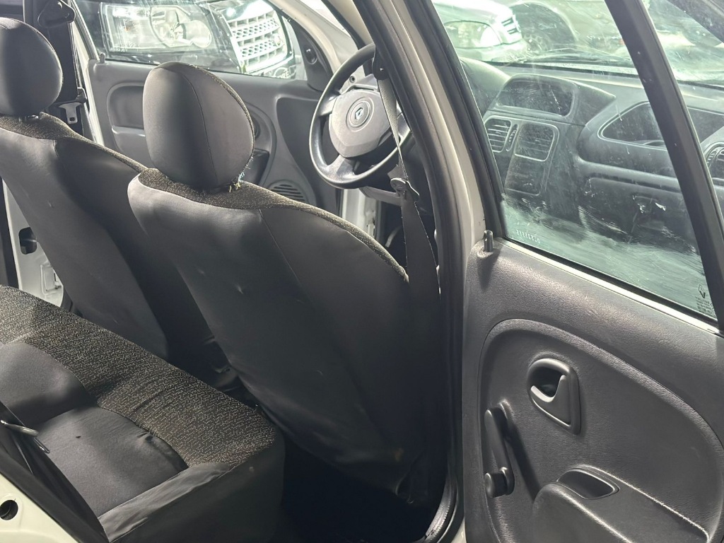 Renault Clio 1.0 expression    2013