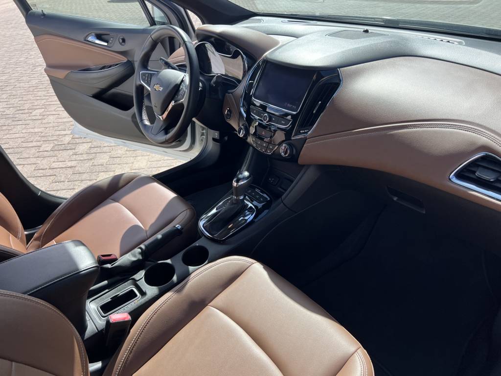 Chevrolet Cruze Premier tb flex aut.    2020