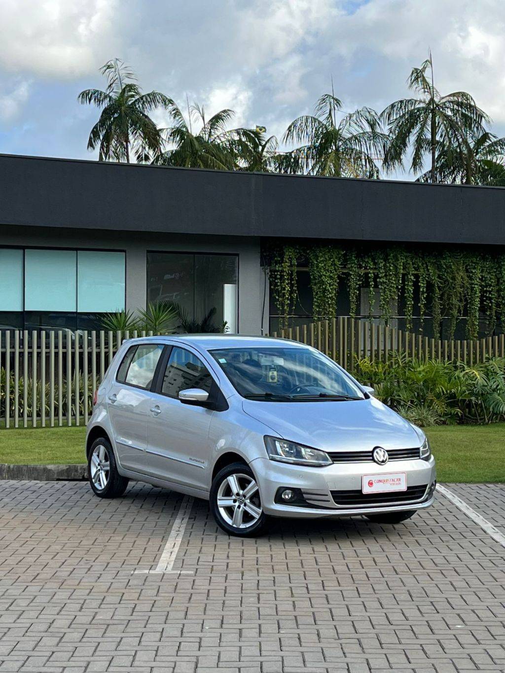 Volkswagen Fox Comfortline i motion 1.6 flex 8v 5p    2016