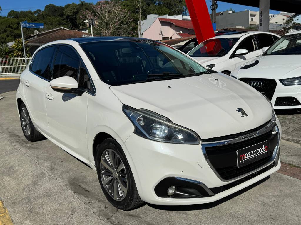 Peugeot 208 1.6 16v    2017