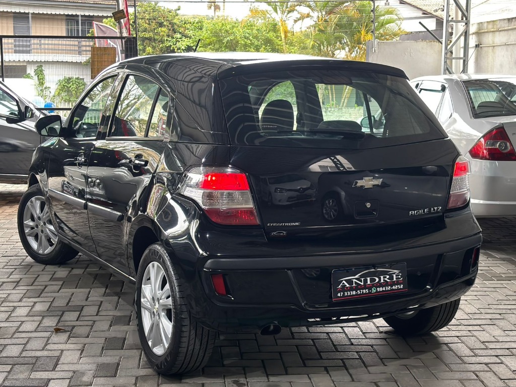 Chevrolet Agile Ltz easytronic 1.4    2014