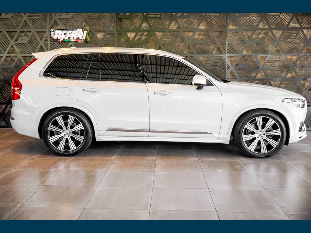 Volvo XC90 2.0 12v    2022
