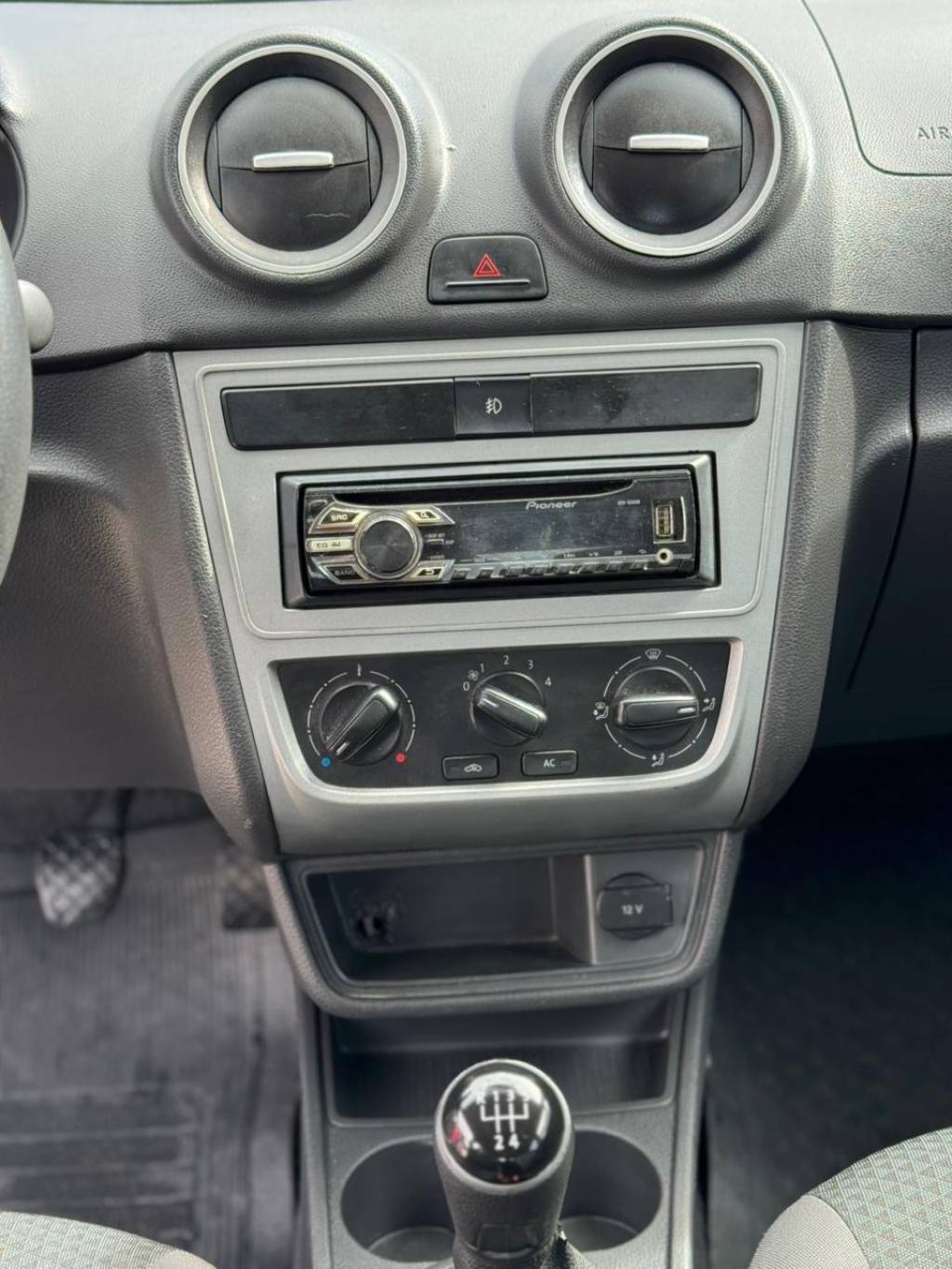 Volkswagen Gol Trendline 1.0 t.flex 8v 5p    2015