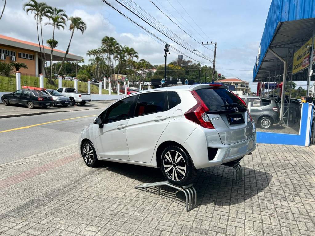 Honda Fit 1.5 exs flexflexone aut. 16v    2016