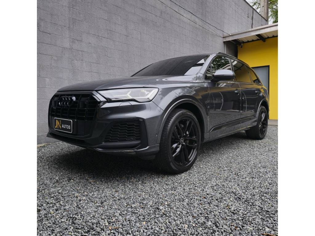 Audi Q7 S-Line 3.0 V6 TFSI Quattro Tiptronic    2021