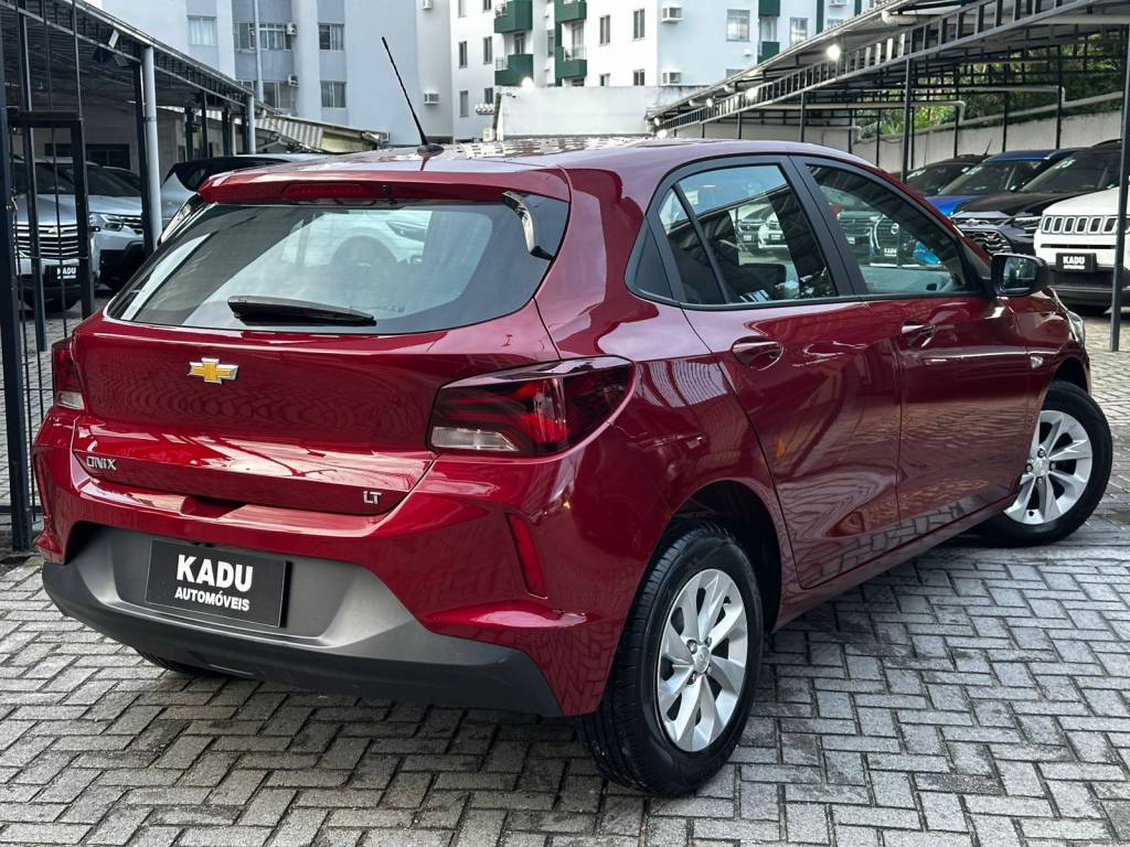 Chevrolet Onix 1.0 12v flex 5p mec.    2023