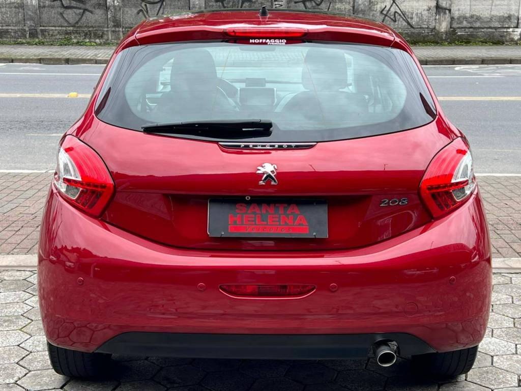 Peugeot 208 Allure    2014