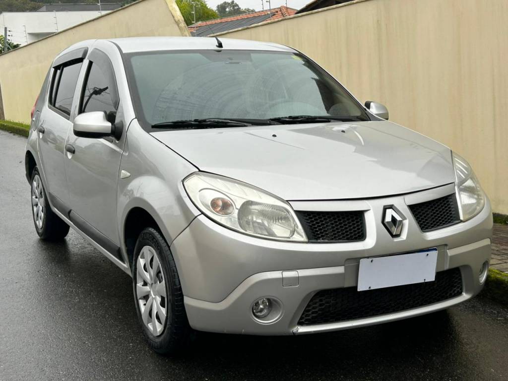 Renault Sandero 2010