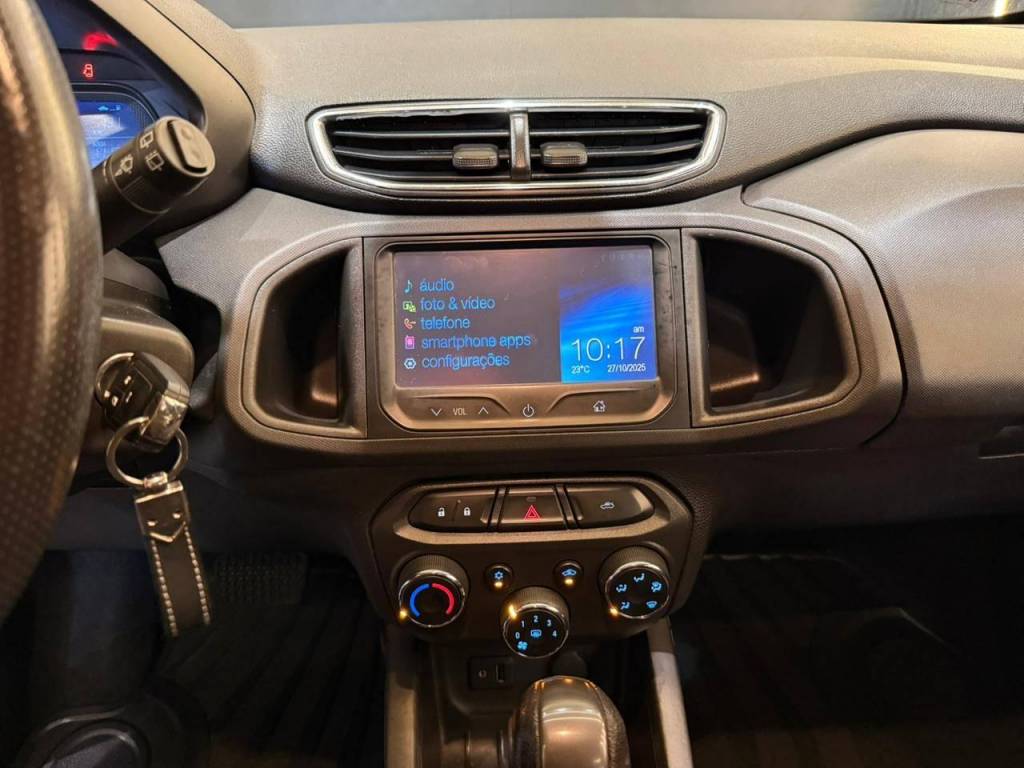 Chevrolet Onix Hatch ltz 1.4 8v flexpower 5p aut.    2015