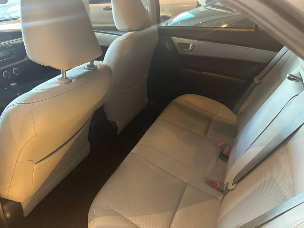 Toyota Corolla 1.6 gli flex aut. 16v    2016