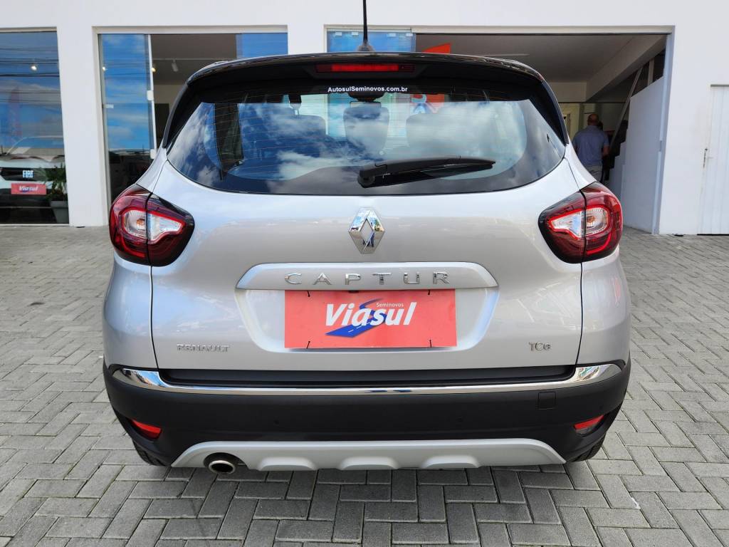 Renault Captur Iconic 1.3 TB 16V Flex 5p Aut.    2024