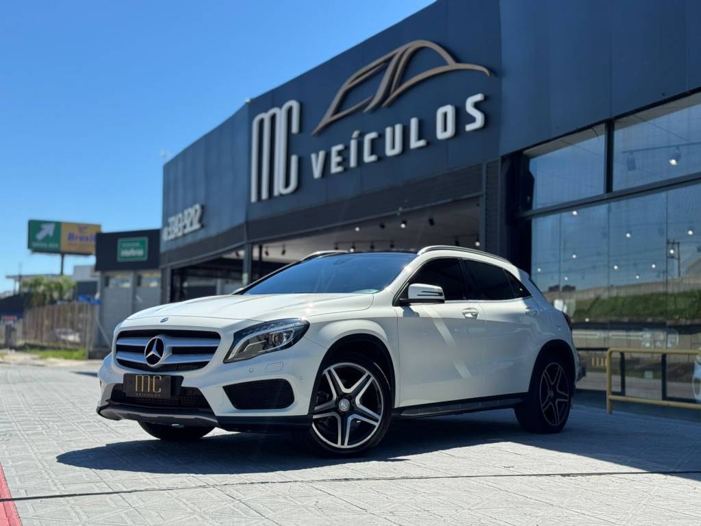 Mercedes Benz GLA 250 2.0    2015