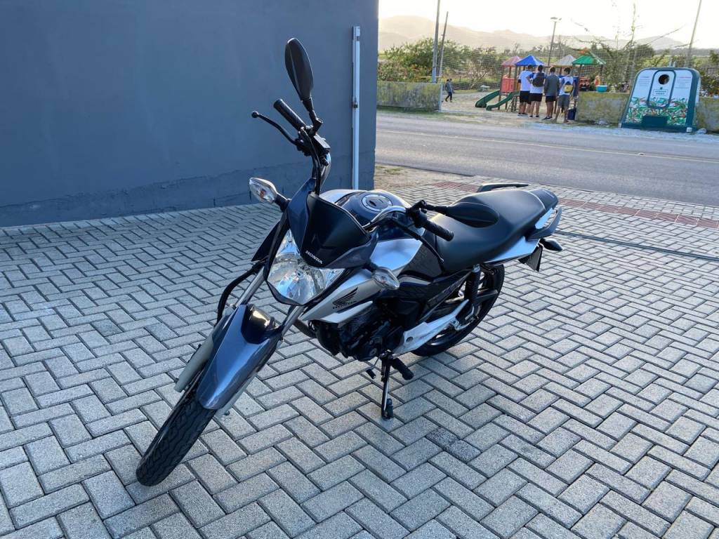 Honda CG Anos    2023