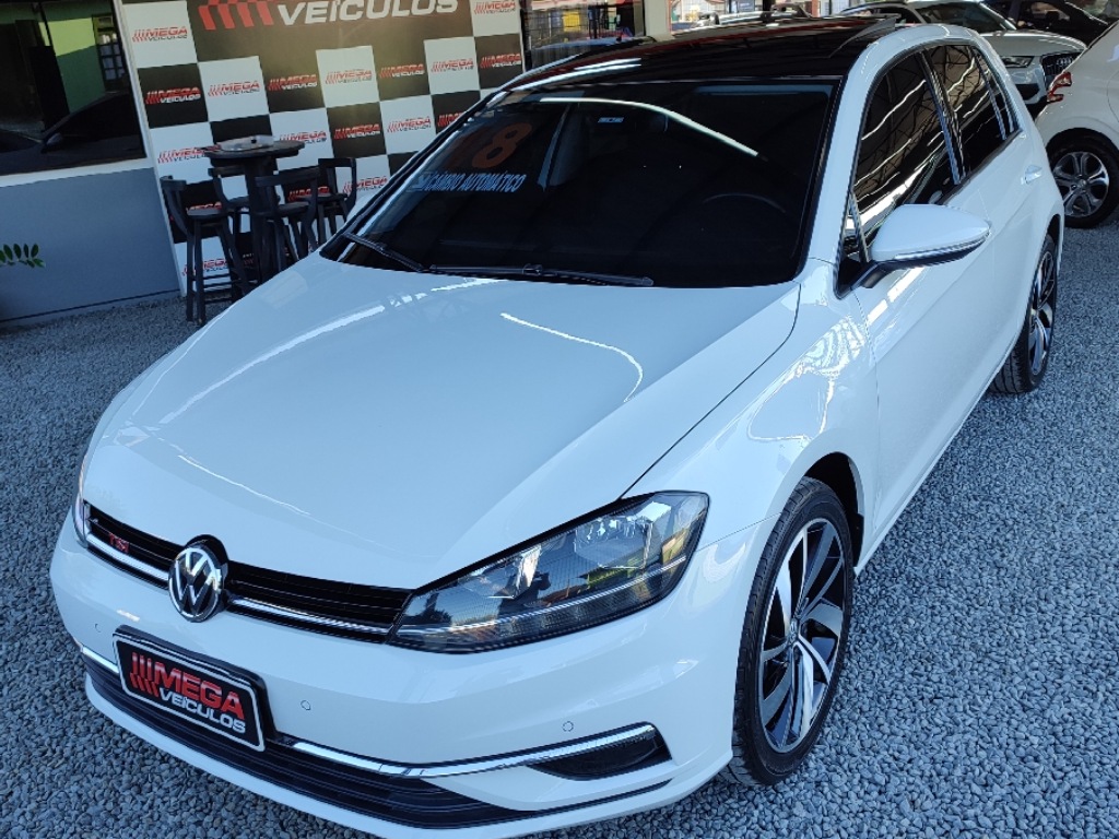Volkswagen Golf Comfortline Tsi    2018