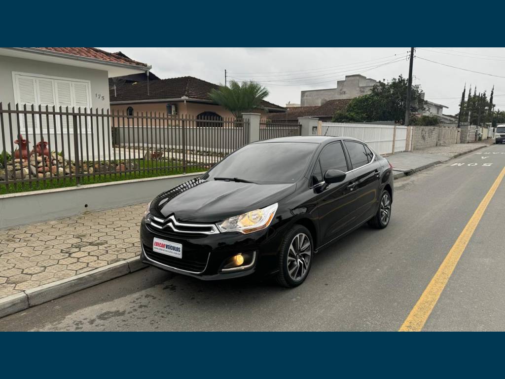 Citroën C4 2.0 16V    2016