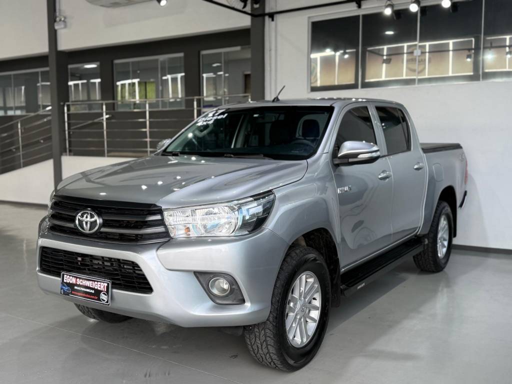 Toyota Hilux CDLOWM4FD    2017