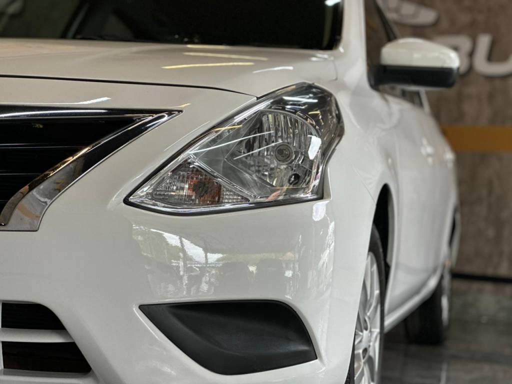 Nissan Versa Sv 1.6 16v flexstart 4p aut.    2018