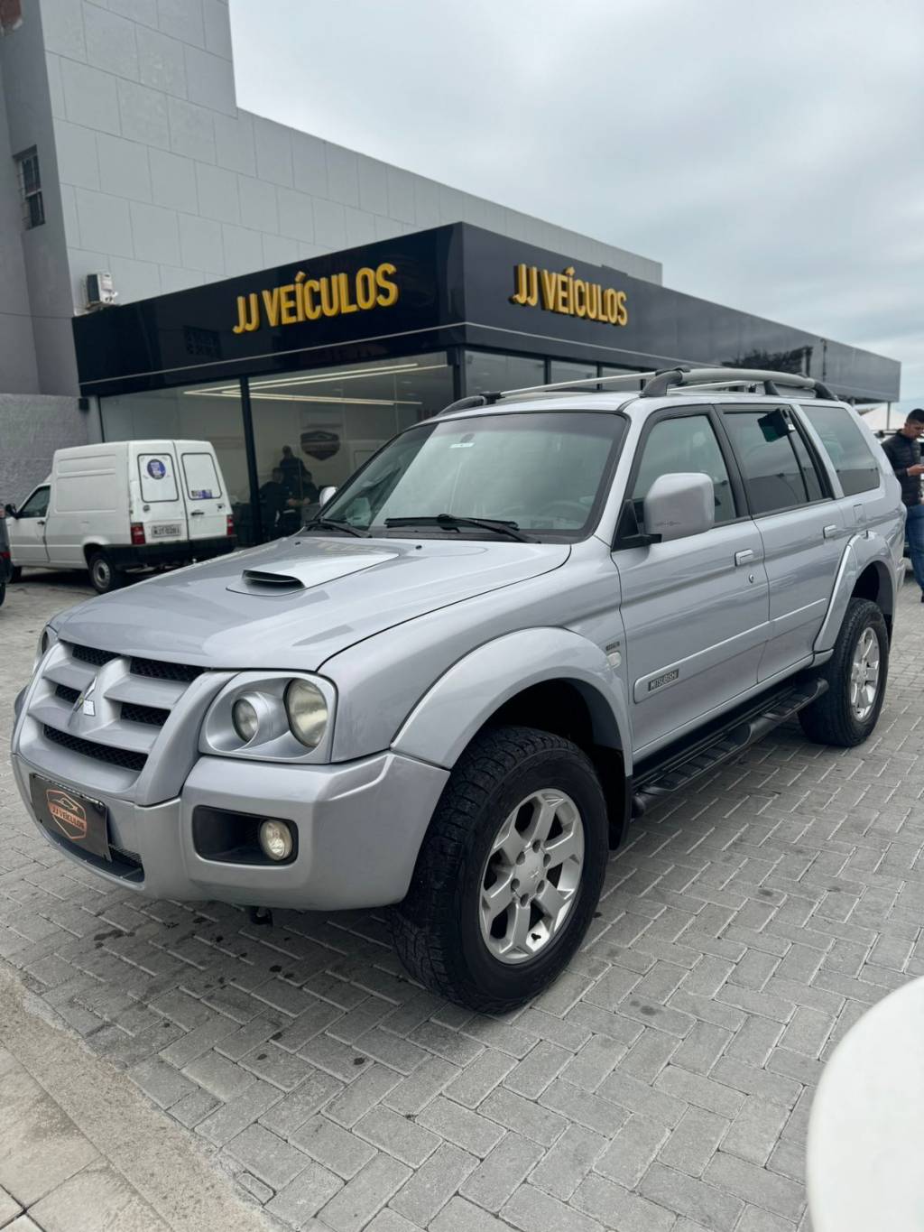 Mitsubishi Pajero Sport HPE 2.5 4x4 Diesel Aut.    2010