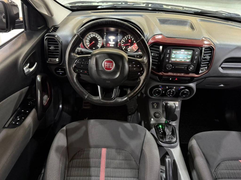 Fiat Toro Freedom 1.8 16v flex aut.    2017