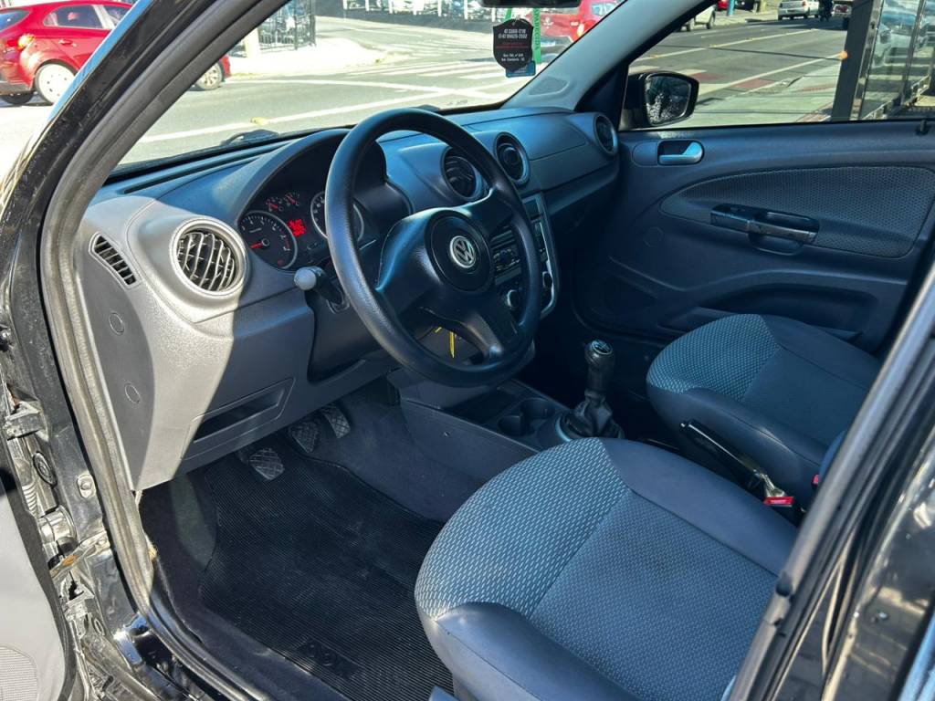 Volkswagen Gol 1.0 8v    2013