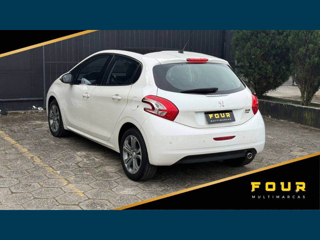 Peugeot 208 Griffe 1.6 flex 16v 5p aut.    2015