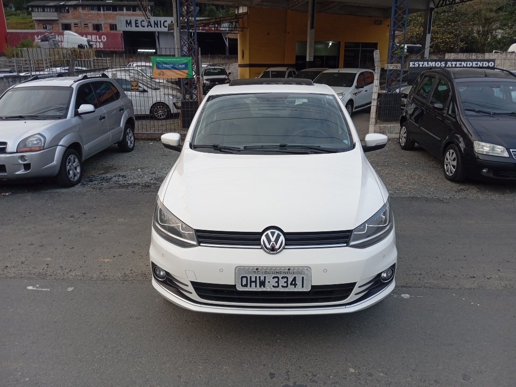 Volkswagen Fox Fox 1.6  hiline    2016