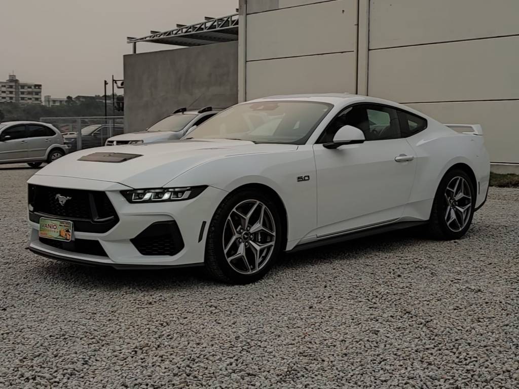 Ford Mustang GT PERFORMANCE 5.0 V8    2024