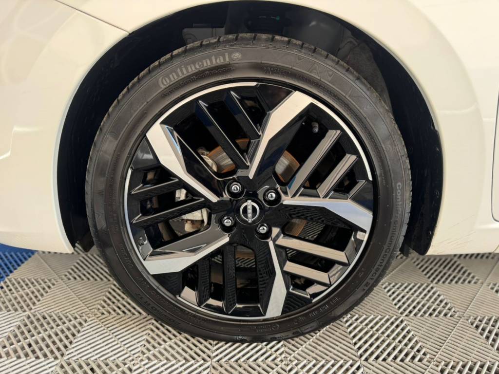 Nissan Versa 1.6 16v flex exclusive xtronic    2025