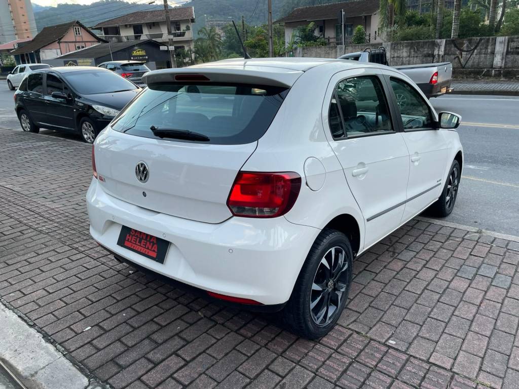 Volkswagen Gol Volkswagen vw/novo gol 1.6 highline    2014