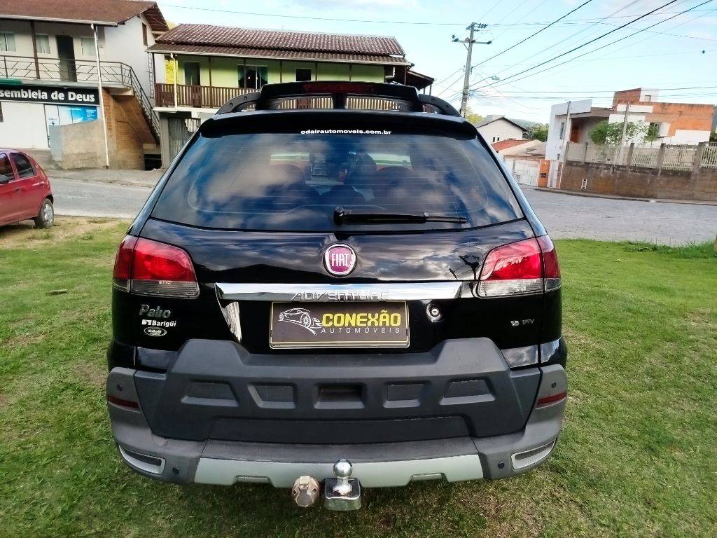 Fiat Palio Weekend adventure locker 1.8 flex    2014