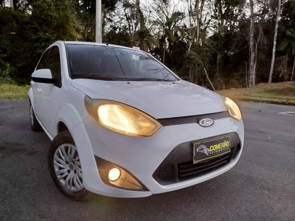 Ford Fiesta Sedan 1.6 16V Flex Mec.    2014