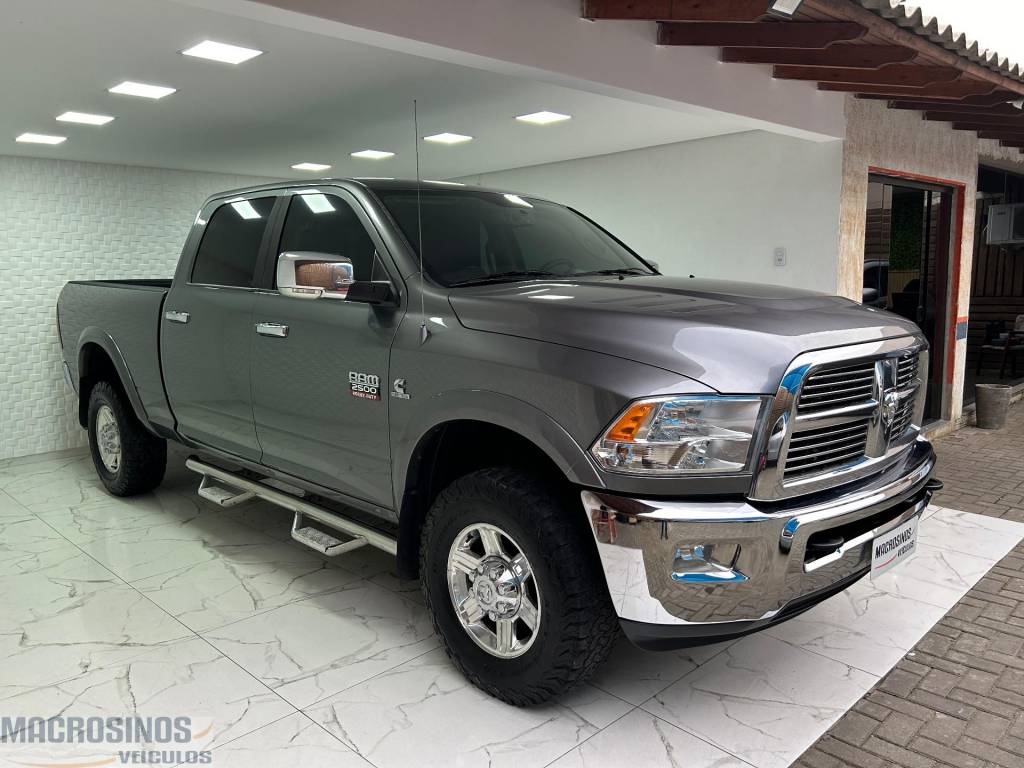 Ram 2500 DODGE RAM 2500 LARAMIE  6.7 TDI  CD 4x4 Diesel    2012
