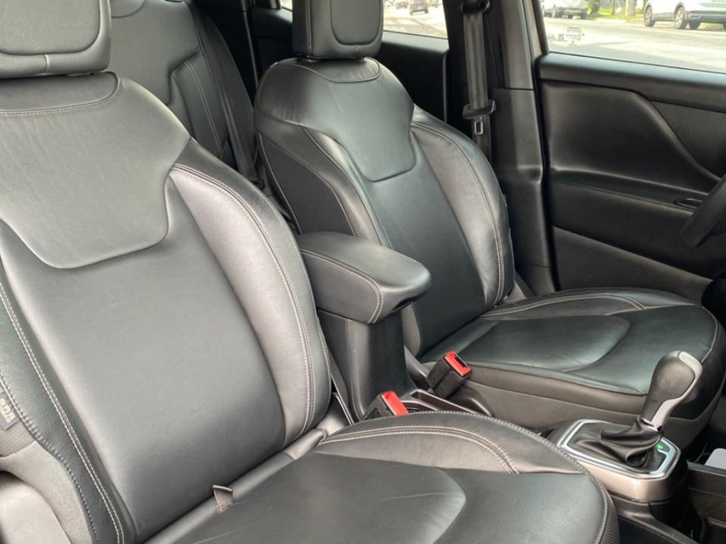 Jeep Renegade Limited top    2020