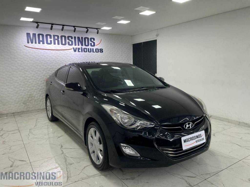 Hyundai Elantra GLS 1.8    2012