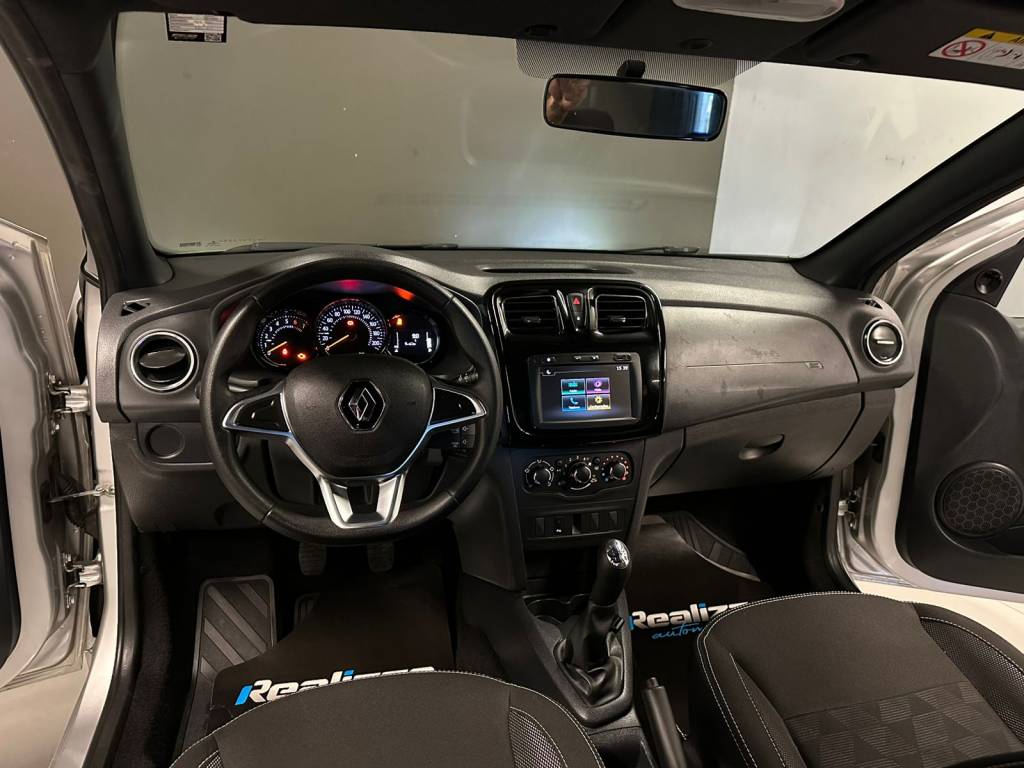 Renault Logan 1.0 zen flex mec.    2021