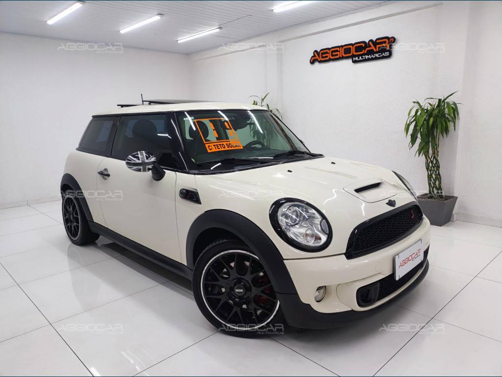 Mini Cooper     2011