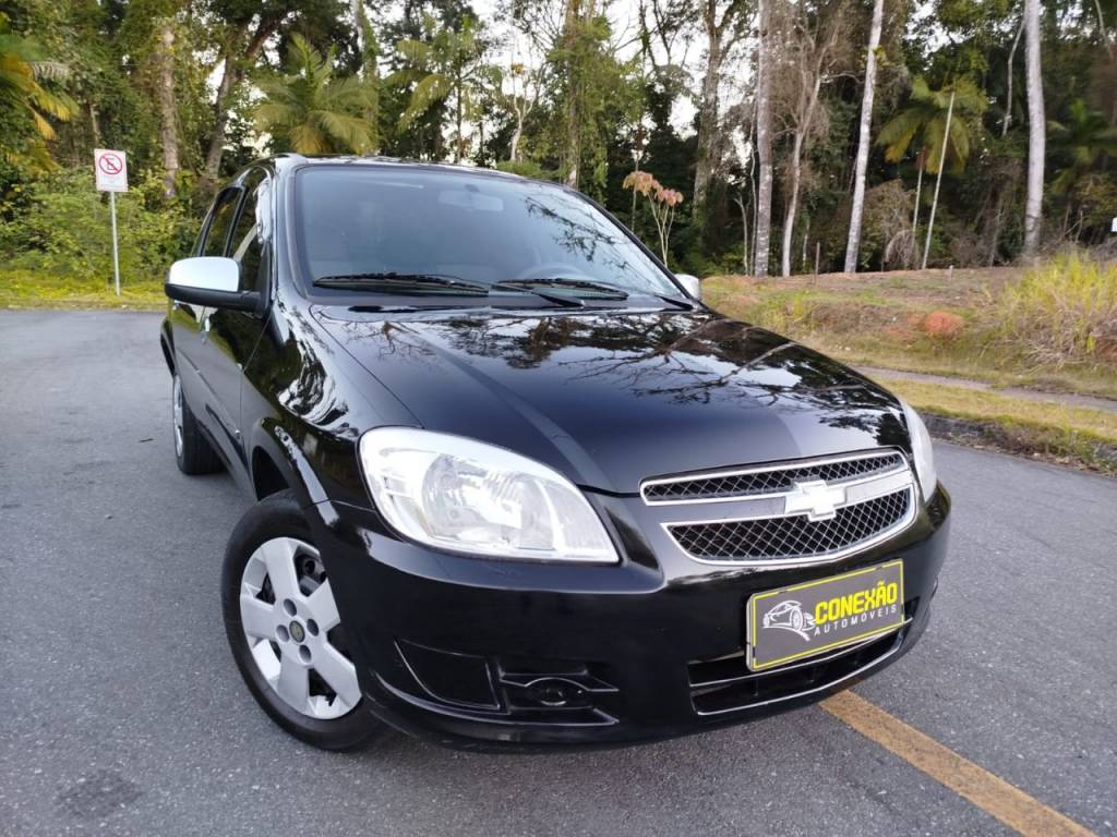 Chevrolet Prisma Sed. Maxx/ LT 1.4 8V ECONOF. 4p    2012