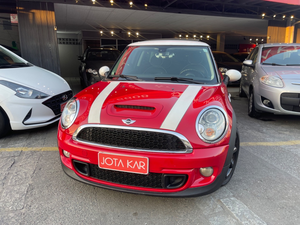 Mini Cooper Cooper S    2012