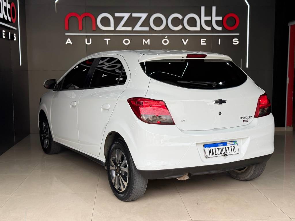 Chevrolet Onix 1.4 8v    2014