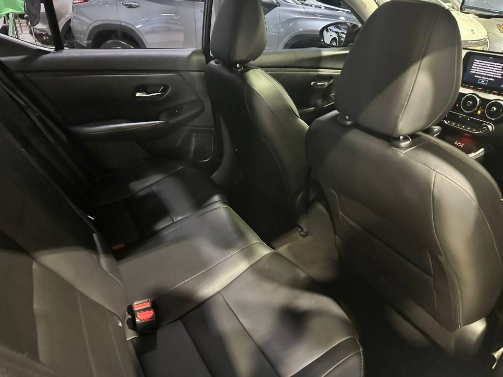 Nissan Sentra Exclusive 2.0 cvt    2023